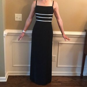 Adrianna Papell long evening dress